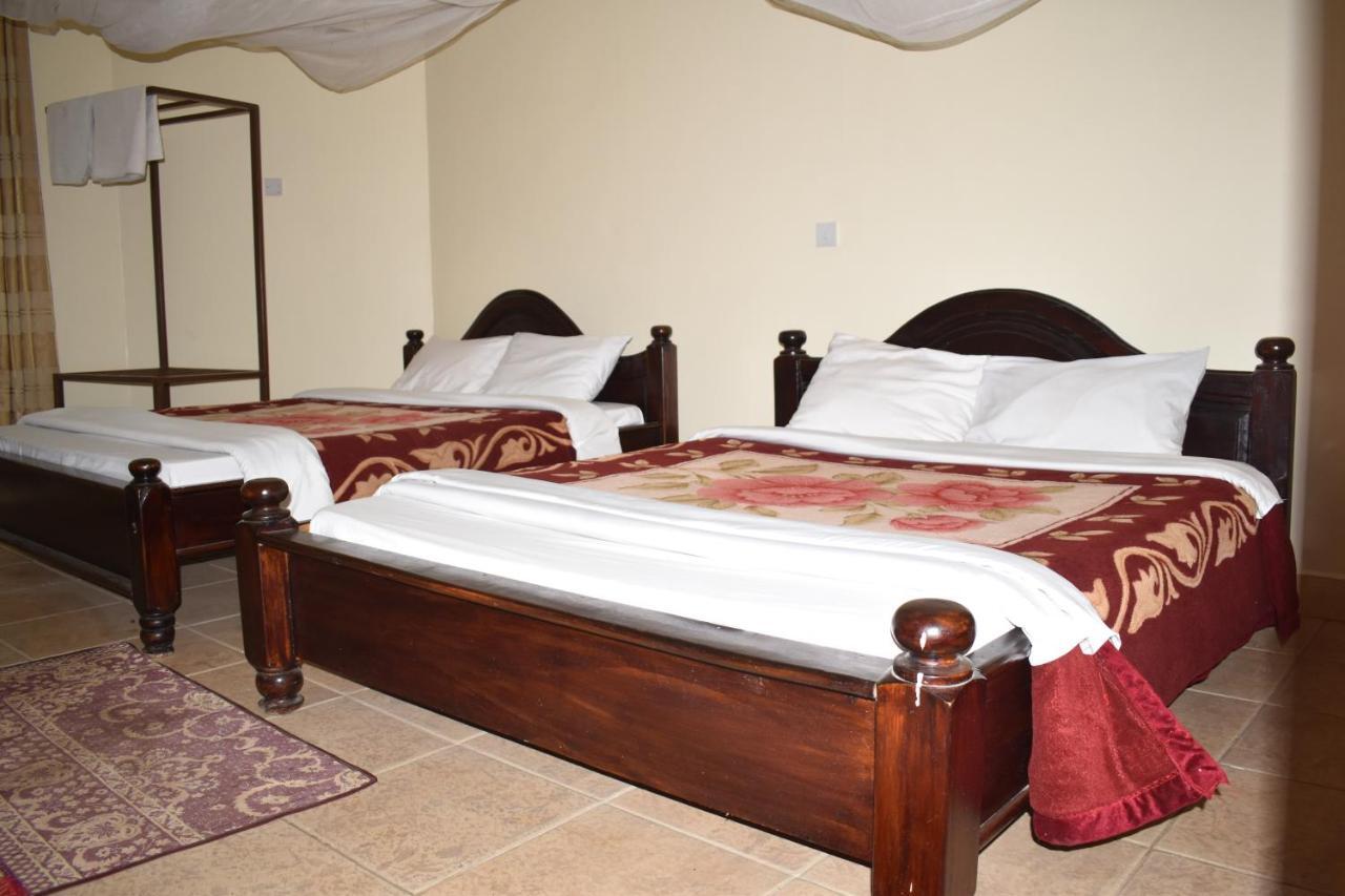 Rainbow Executive Lodge Boma la Ngombe Dış mekan fotoğraf