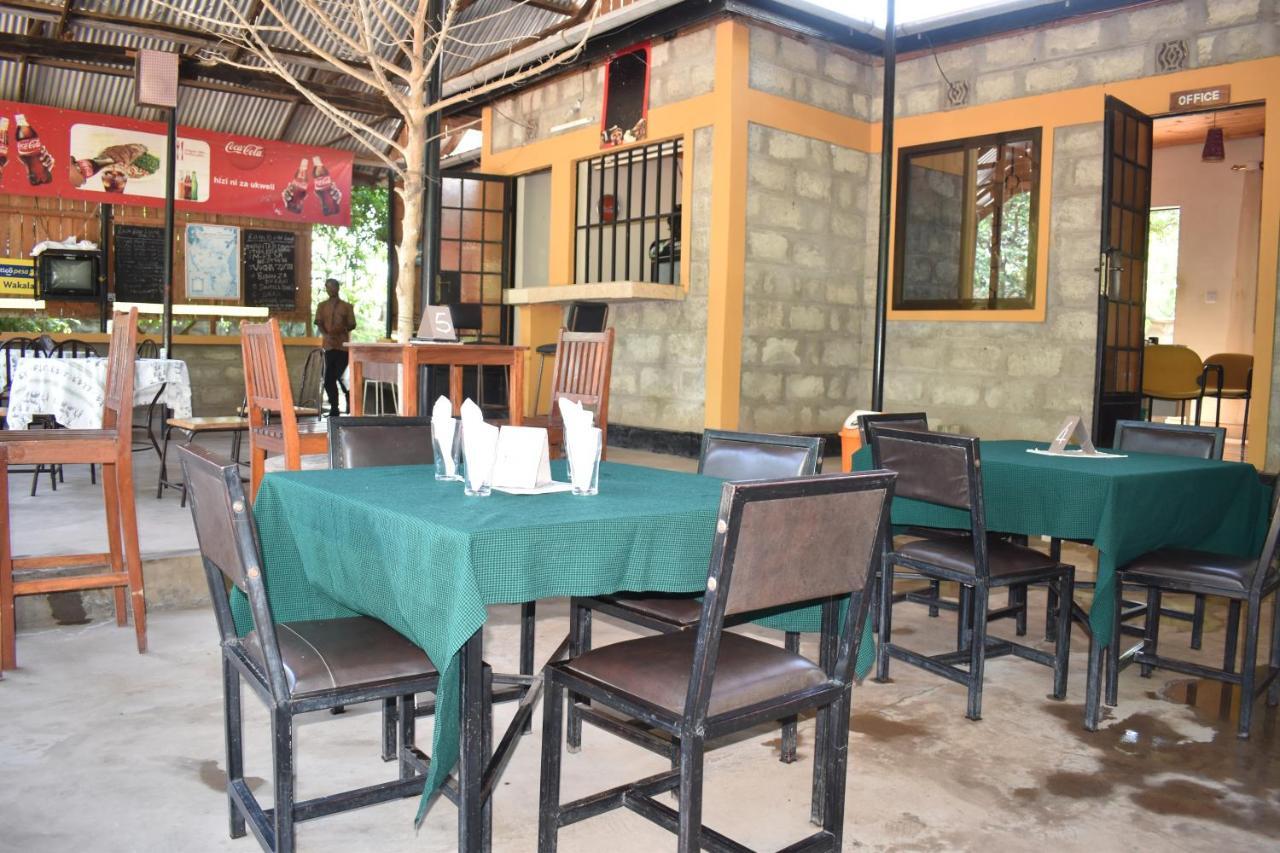 Rainbow Executive Lodge Boma la Ngombe Dış mekan fotoğraf